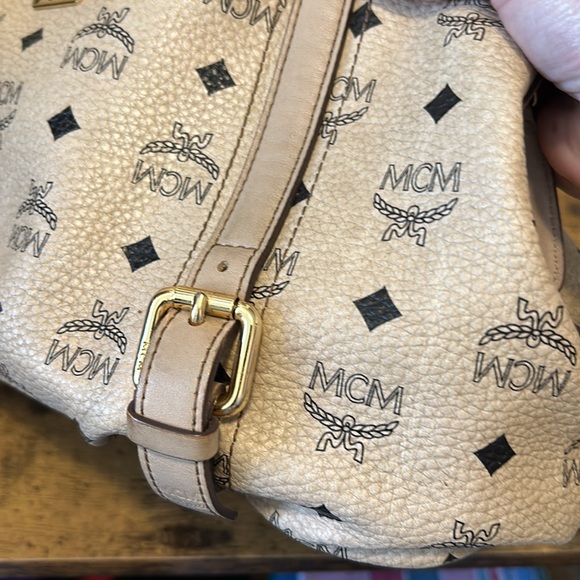 MCM Beige Alma handbag - Picture 4 of 7
